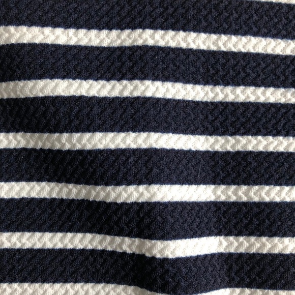 🎄 Vamp skirt striped navy and white midi length SZ  M - Picture 3 of 6